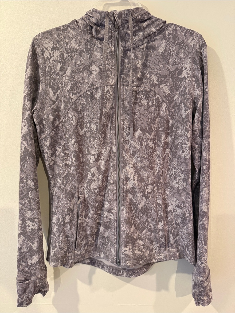 lululemon athletica Dusty Purple Snakeskin Pattern Full-Zip Hooded Define Jacket